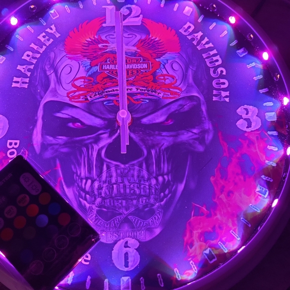 Harley Davidson skull 12" led clock - Picture 8 of 8